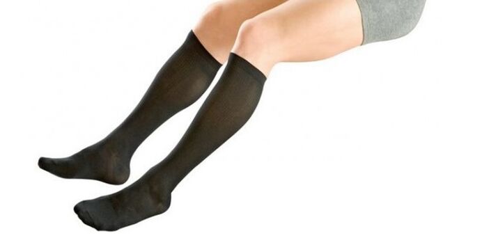 Varicose compression stockings