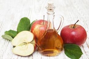 Treat varicose veins with apple cider vinegar